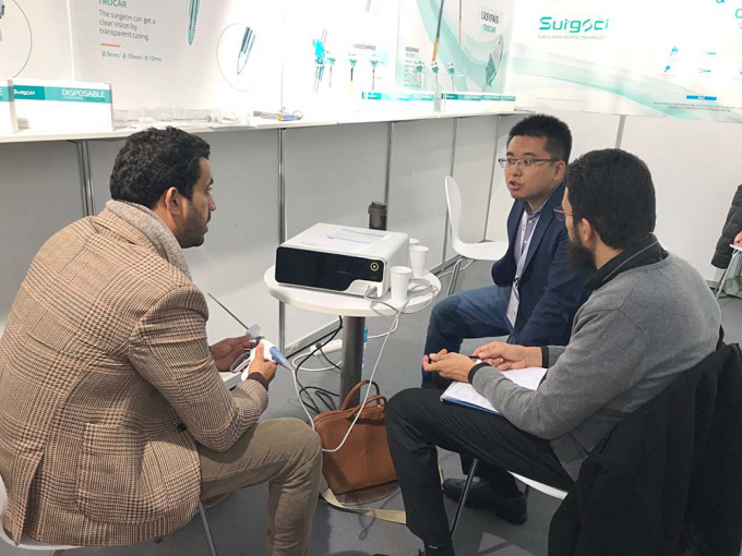 Trocart jetable de type Hasson 12mm certifié CE pour la chirurgie laparoscopique Surgsci Medical 8